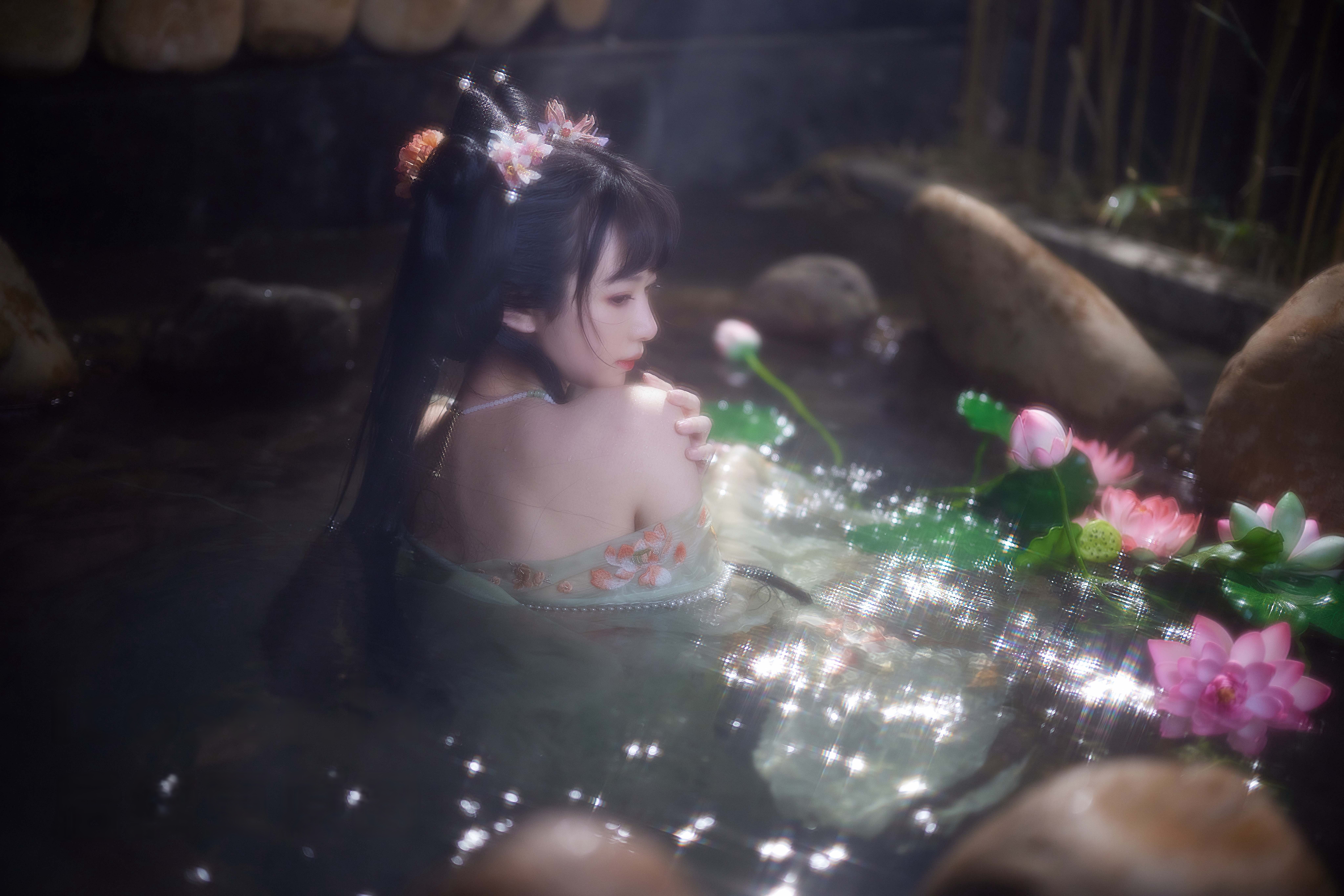 Shika小鹿鹿新作《不早朝》
